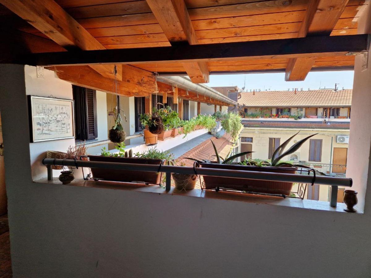 Into The World Apartment Milan Luaran gambar